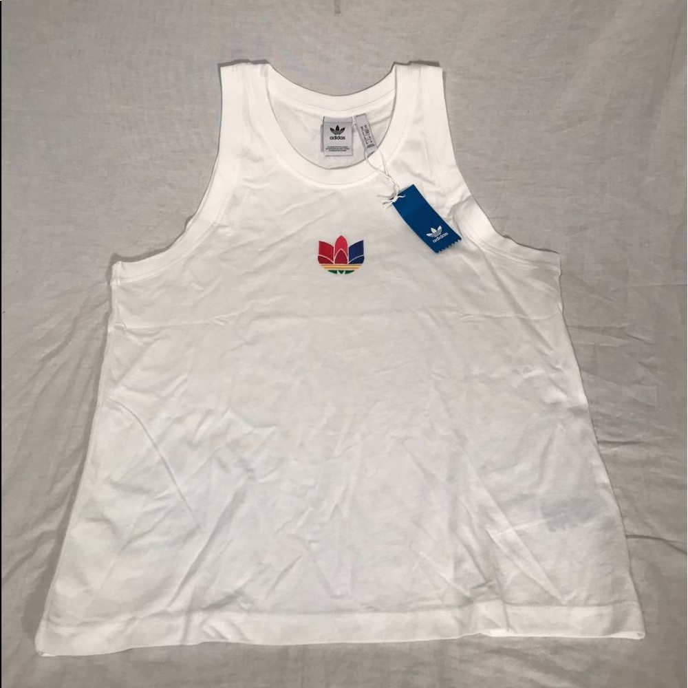 NWT Adidas Adicolor 3D Trefoil Tank Top